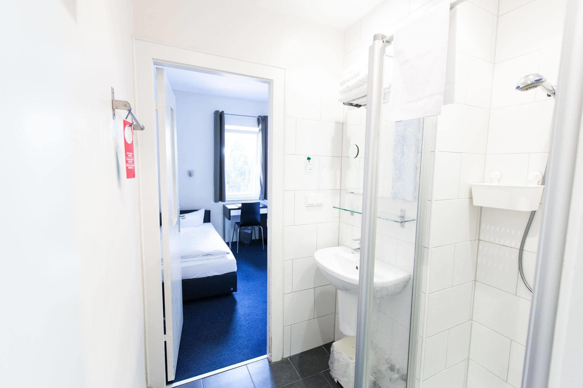 Arcade Hotel&hostel Hotel 2*